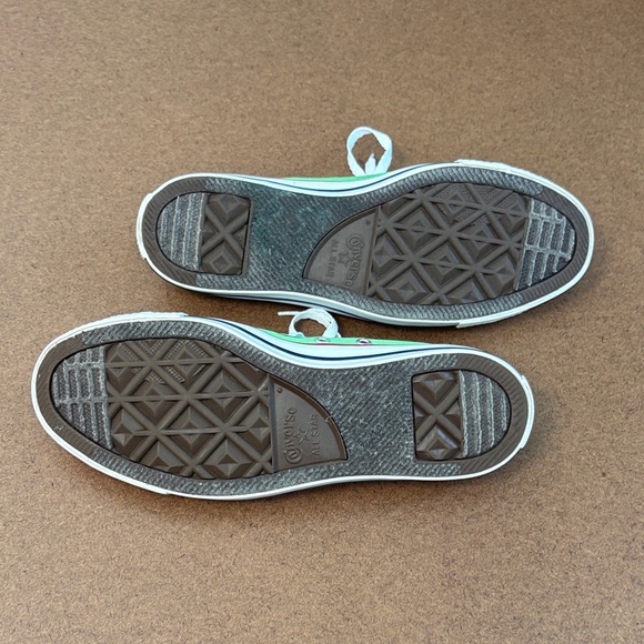 Converse Green Sneakers with White Accents - Picture 7 of 10